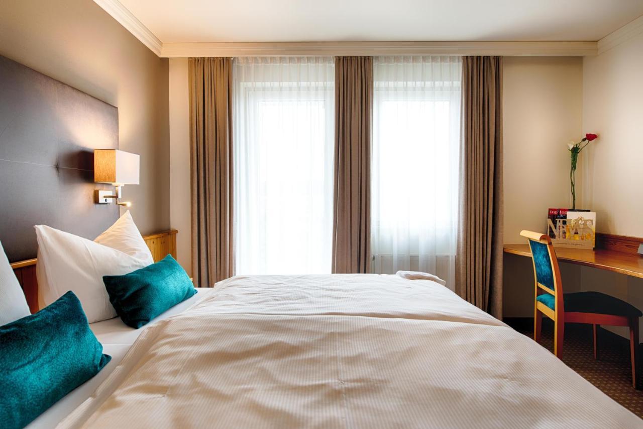 Hotel Landhaus Feckl Ehningen 외부 사진